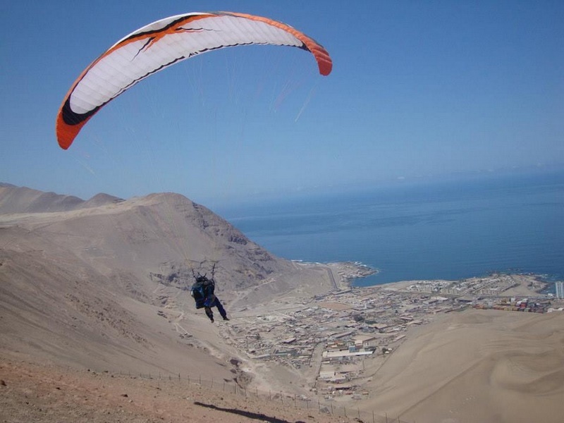 Fotografía 14 de Vuelos en Parapente Iquique en Iquique, Tarapaca