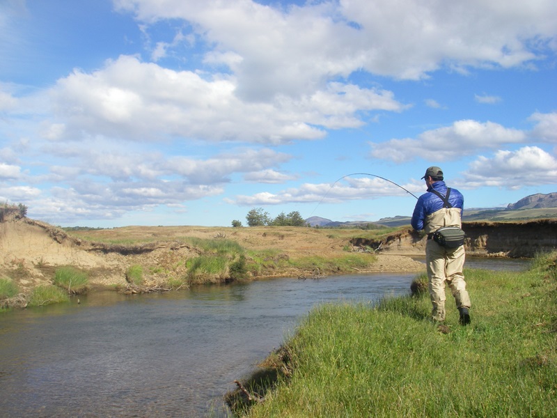 Fotografía 2 de Ríos Patagónicos es una empresa especializada en operaciones de pesca de gran  en Coyhaique, Aysen