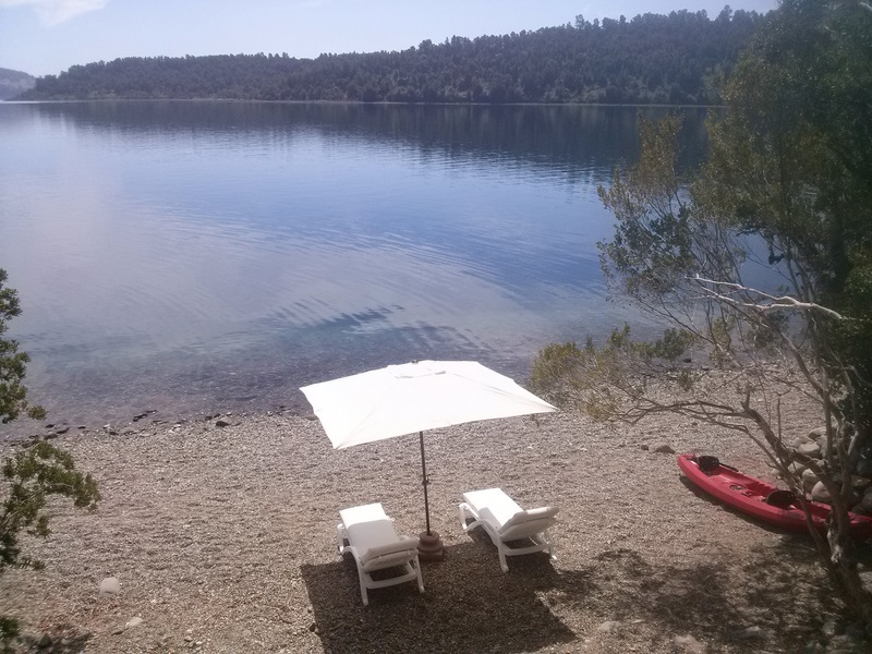 Fotografía 6 de Cabañas Panguipulli Borgolafquen a orillas del lago en Panguipulli, Los Rios