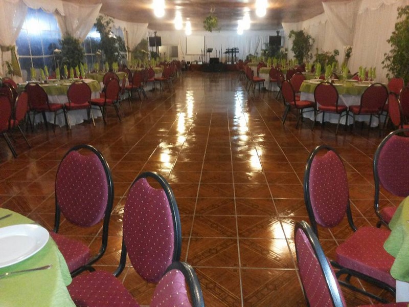 Fotografía 14 de Centro de eventos y Piscina en Malloa, Ohiggins