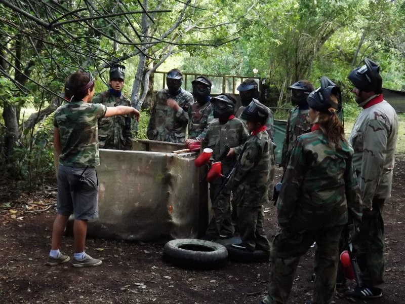 Fotografía 2 de Paintball Diurno y Noturno en Pucon en Pucon, Araucania