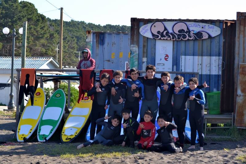 Fotografía 6 de Clases de Surf en Pelluhue, Maule