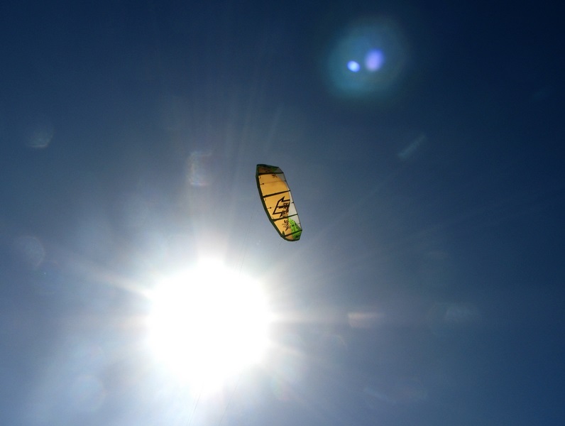 Fotografía 3 de Clases de Kitesurf Puerto Saavedra en Saavedra, Araucania