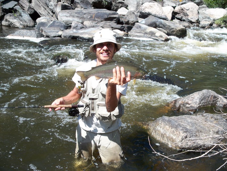Fotografía 3 de Pesca con Mosca de Alta Montaña en Los Lagos, Los Rios