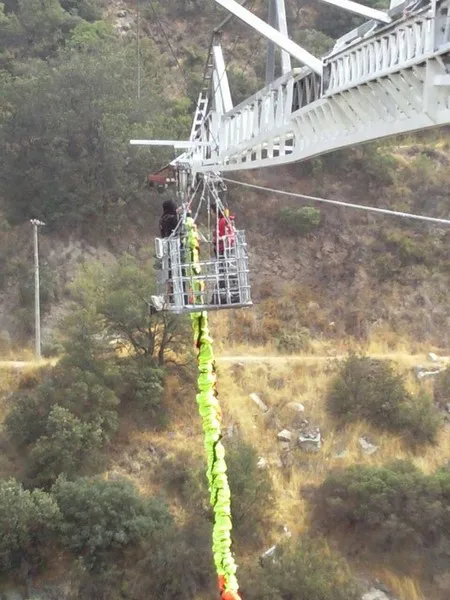 Fotografía 12 de Salto en Bungee en Cajon del Maipo en SAN JOSE DE MAIPO, Metropolitana