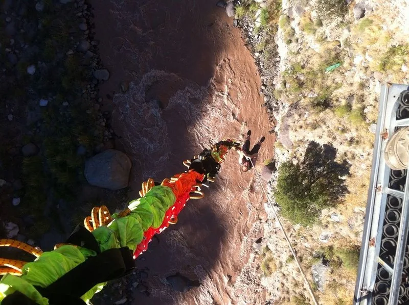 Fotografía 18 de Salto en Bungee en Cajon del Maipo en SAN JOSE DE MAIPO, Metropolitana