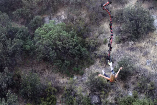 Fotografía 5 de Salto en Bungee en Cajon del Maipo en SAN JOSE DE MAIPO, Metropolitana