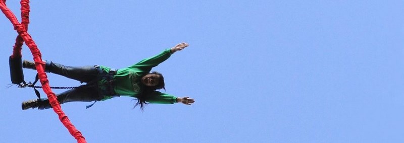 Fotografía 10 de Salto en Bungge - Pucon en Pucon, Araucania