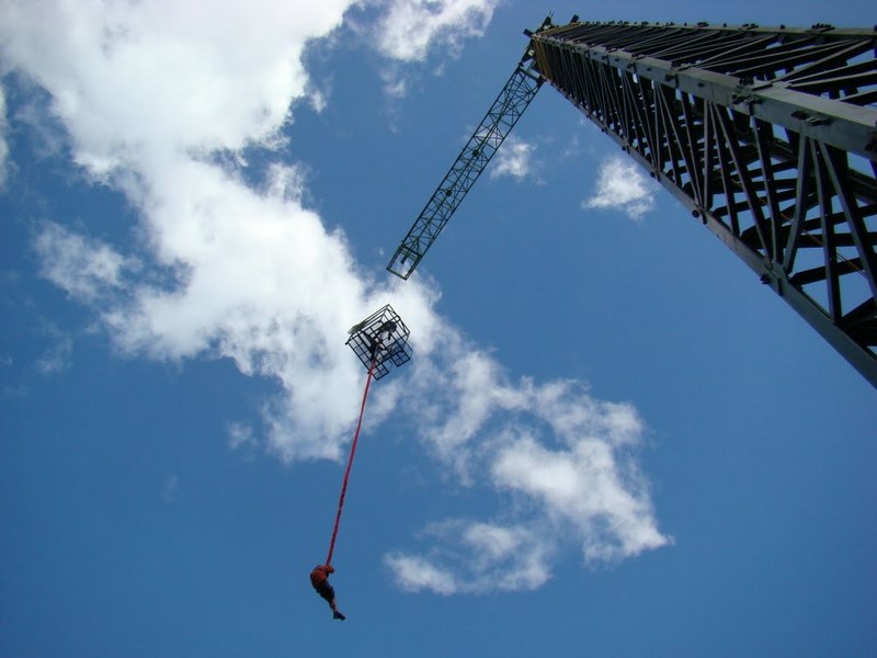 Fotografía 4 de Salto en Bungge - Pucon en Pucon, Araucania