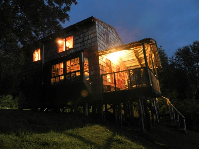 Fotografía 3 de Cabañas con playa y bosque nativo en Chiloe en Queilen, Los Lagos