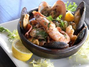 RESTAURANT Y MARISQUERIA CORSARIO CHIMBARONGO en Chimbarongo, Ohiggins