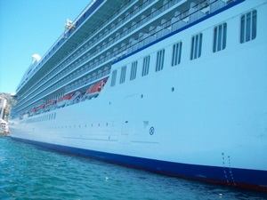 Reception and care of cruise passengers in the city of Valparaiso