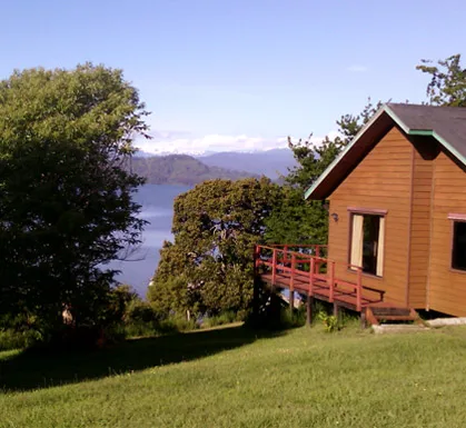 Cabañas Carauco Turismo junto al lago Puyehue en Puyehue, Los Lagos