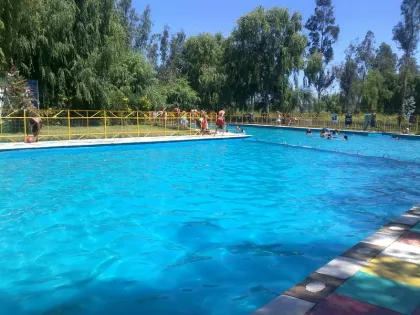 Camping en Isla de Maipo - El Eden