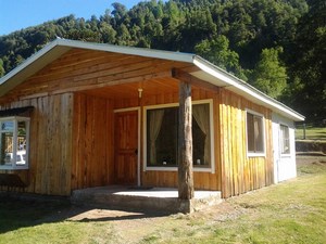 Cabaña rodeada de naturaleza y tranquilidad