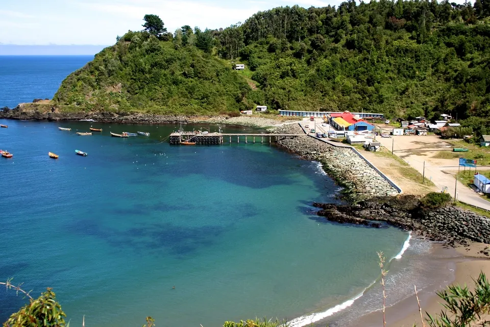 Bahia Mansa y Maicolpue